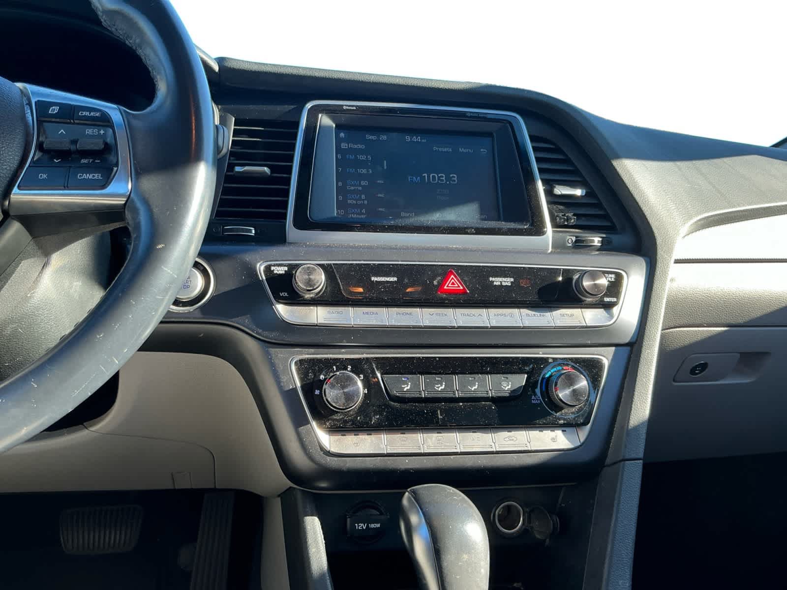 Used 2018 Hyundai Sonata SEL FWD image 11