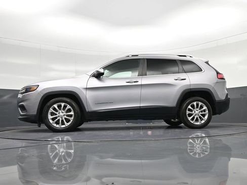 Used 2019 Jeep Cherokee Latitude w/ Popular Appearance Group FWD image 30