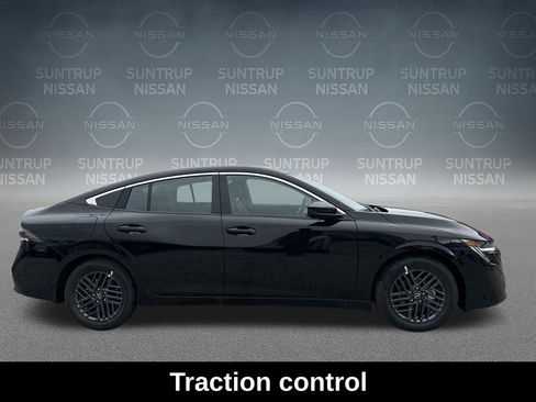 Used 2026 Nissan Sentra SV w/ Floor Mat Package FWD image 6