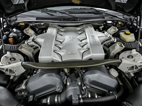 Used 2006 Aston Martin Vanquish S RWD image 17