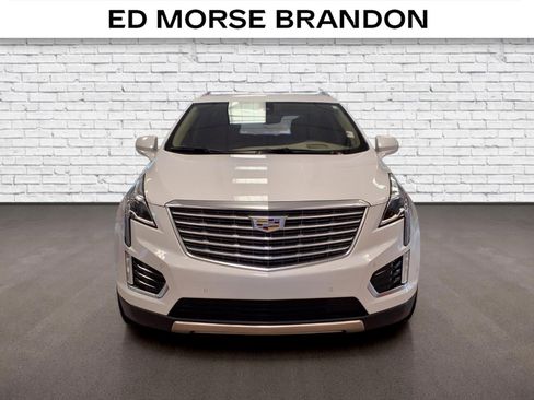Used 2018 Cadillac XT5 Platinum w/ Driver Assist Package AWD/4WD image 7