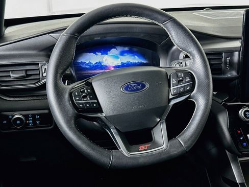 Used 2023 Ford Explorer ST w/ Equipment Group 401A AWD/4WD image 18