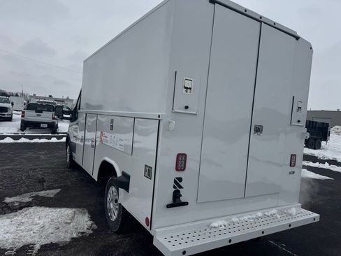 New 2026 Ford Transit 350 image 7