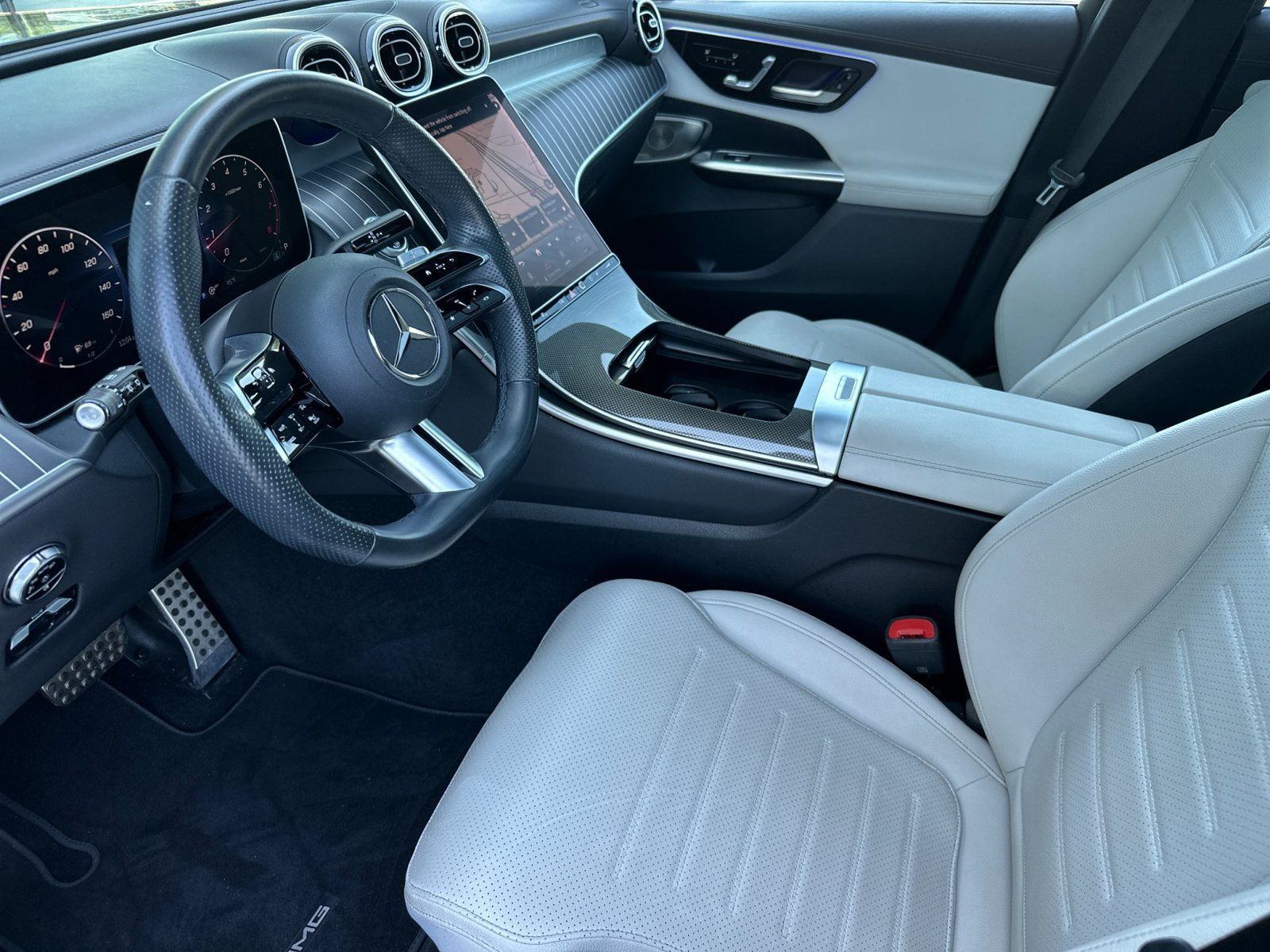 Used 2023 Mercedes-Benz GLC 300 image 10