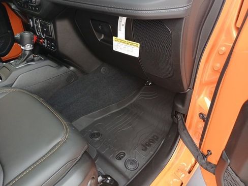 New 2025 Jeep Wrangler Unlimited Rubicon 392 image 38