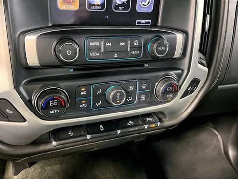 Used 2017 GMC Sierra 1500 SLT w/ SLT Premium Package AWD/4WD image 5