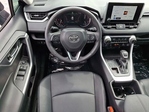 Used 2025 Toyota RAV4 XLE Premium w/ Weather Package AWD/4WD image 13