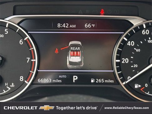 Used 2023 Nissan Rogue S image 17