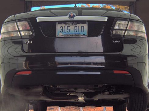 Used 2011 Saab 9-3 Aero image 17