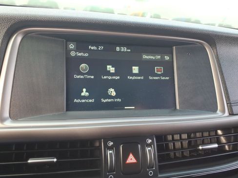 Used 2018 Kia Optima S image 18