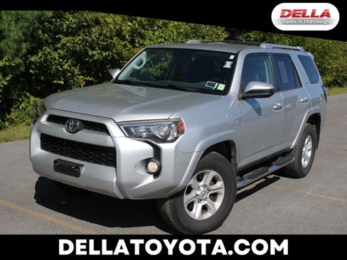 Used 2016 Toyota 4Runner SR5 AWD/4WD image 1