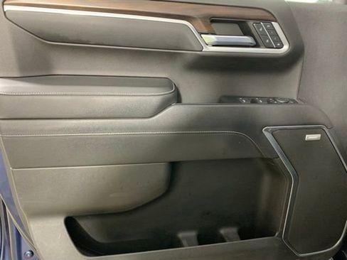 Used 2022 GMC Sierra 1500 SLT w/ SLT Convenience Package image 27