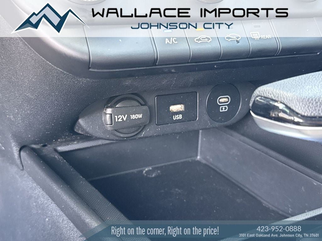 Used 2024 Hyundai Elantra SE FWD image 23