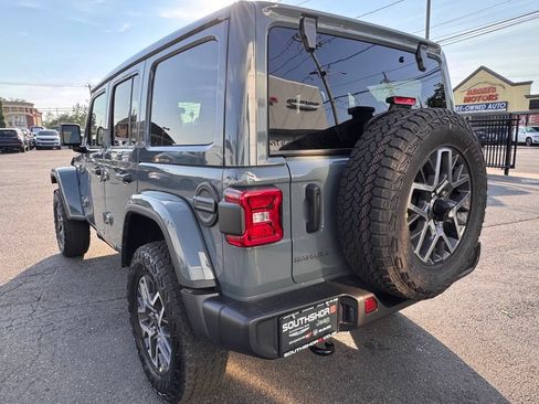 New 2026 Jeep Wrangler Unlimited Sahara AWD/4WD image 5