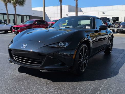 New 2026 MAZDA MX-5 Miata RF Grand Touring image 8