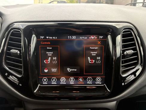 Used 2019 Jeep Compass Limited AWD/4WD image 13
