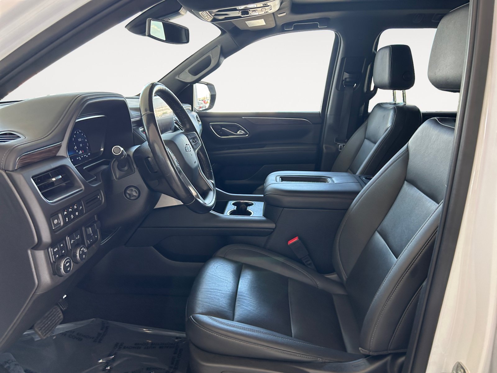 Used 2022 Chevrolet Suburban Z71 w/ Z71 Off-Road Package AWD/4WD image 19