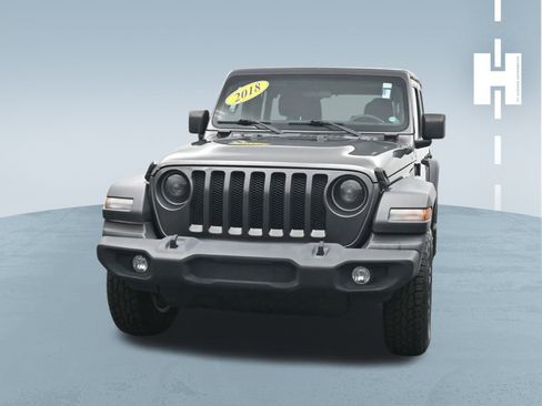 Used 2018 Jeep Wrangler Unlimited Sport S image 2