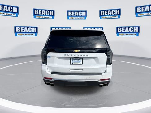Used 2025 Chevrolet Suburban High Country AWD/4WD image 7