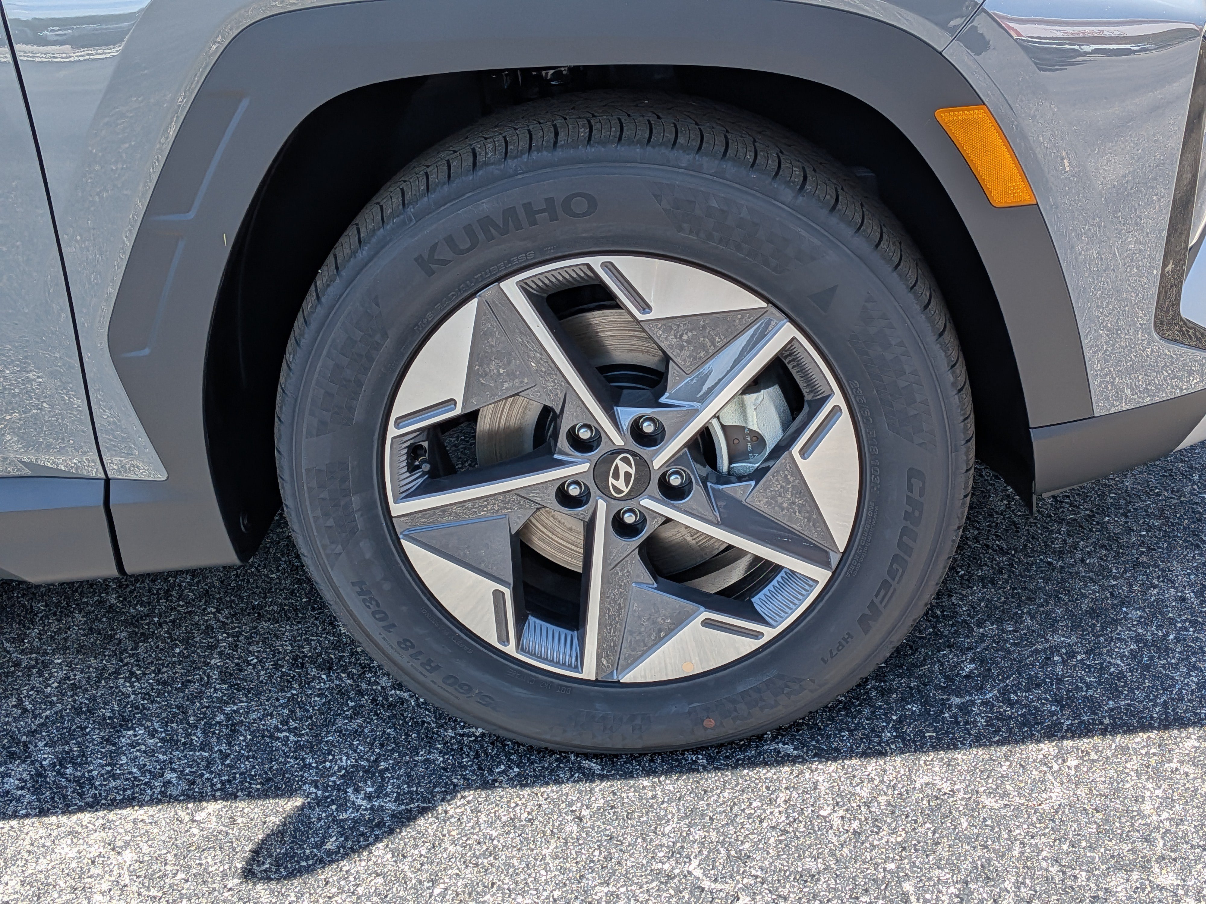 New 2026 Hyundai Tucson SEL Plus w/ Tow & Go Package FWD image 11