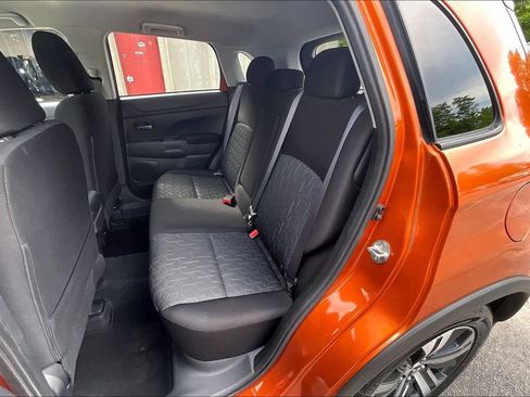 Used 2020 Mitsubishi Outlander Sport ES AWD/4WD image 24