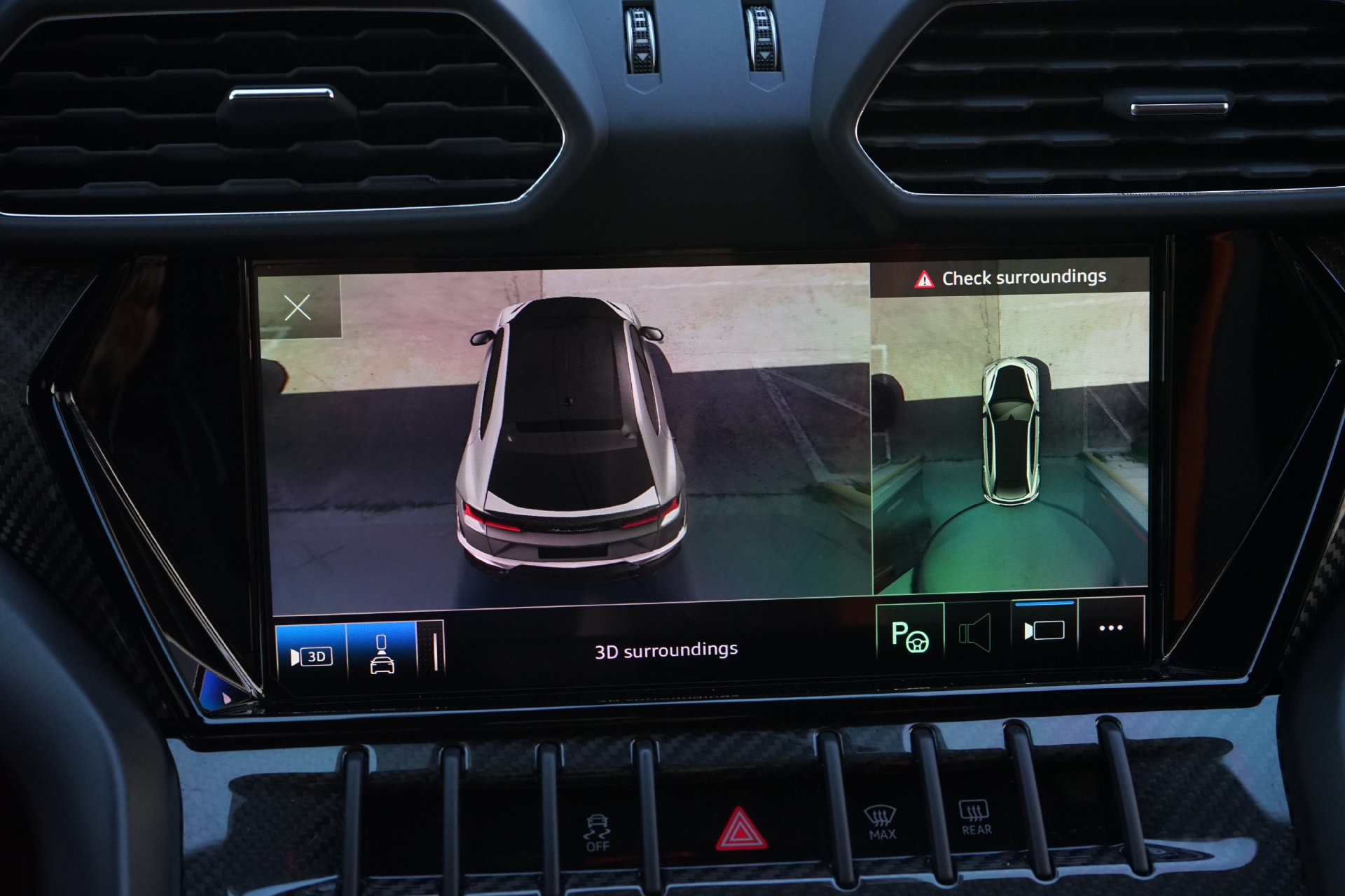 Used 2024 Lamborghini Urus Performante AWD/4WD image 26