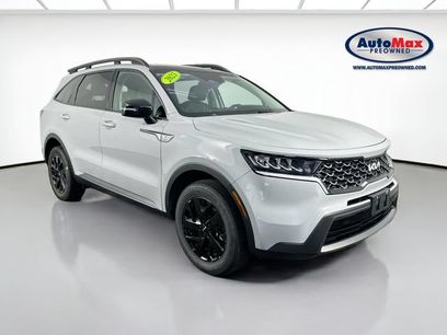 Used 2023 Kia Sorento S w/ Panoramic Sunroof Package