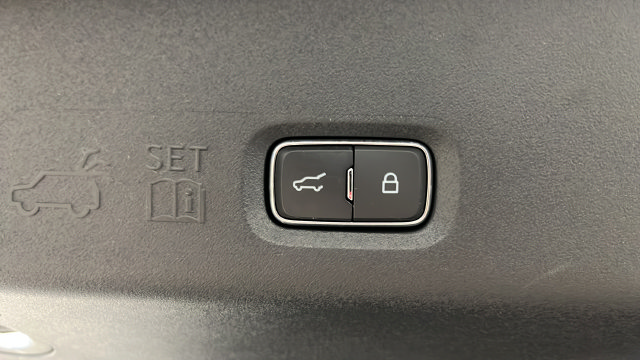 Used 2025 Ford Expedition Tremor AWD/4WD image 31