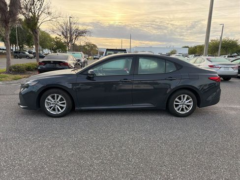 Used 2025 Toyota Camry LE image 2