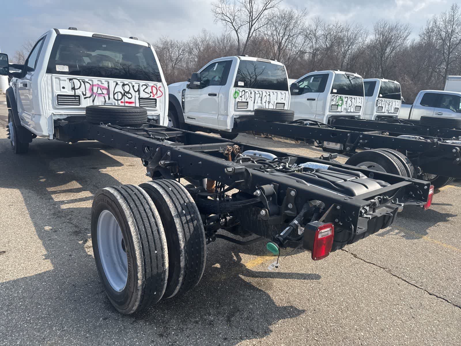Used 2023 Ford F450 XLT w/ XLT Value Package RWD image 9