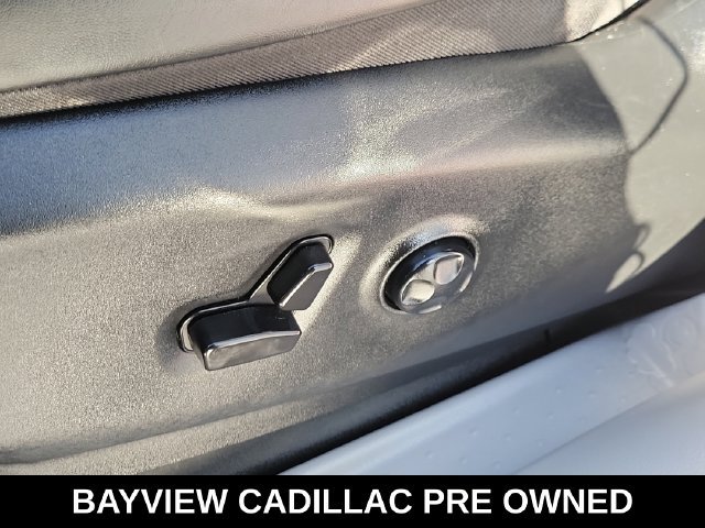 Used 2023 Chrysler Pacifica Limited FWD image 25