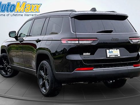 New 2026 Jeep Grand Cherokee L Limited w/ Limited Altitude Package AWD/4WD image 3