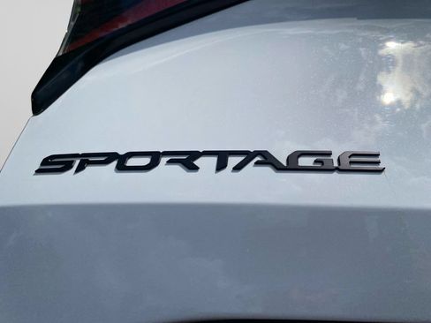 Used 2025 Kia Sportage X-Line w/ Premium Package AWD/4WD image 16