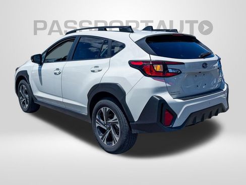 Used 2024 Subaru Crosstrek 2.0i Premium AWD/4WD image 3