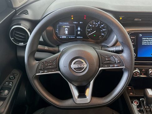 Used 2024 Nissan Kicks SV image 17
