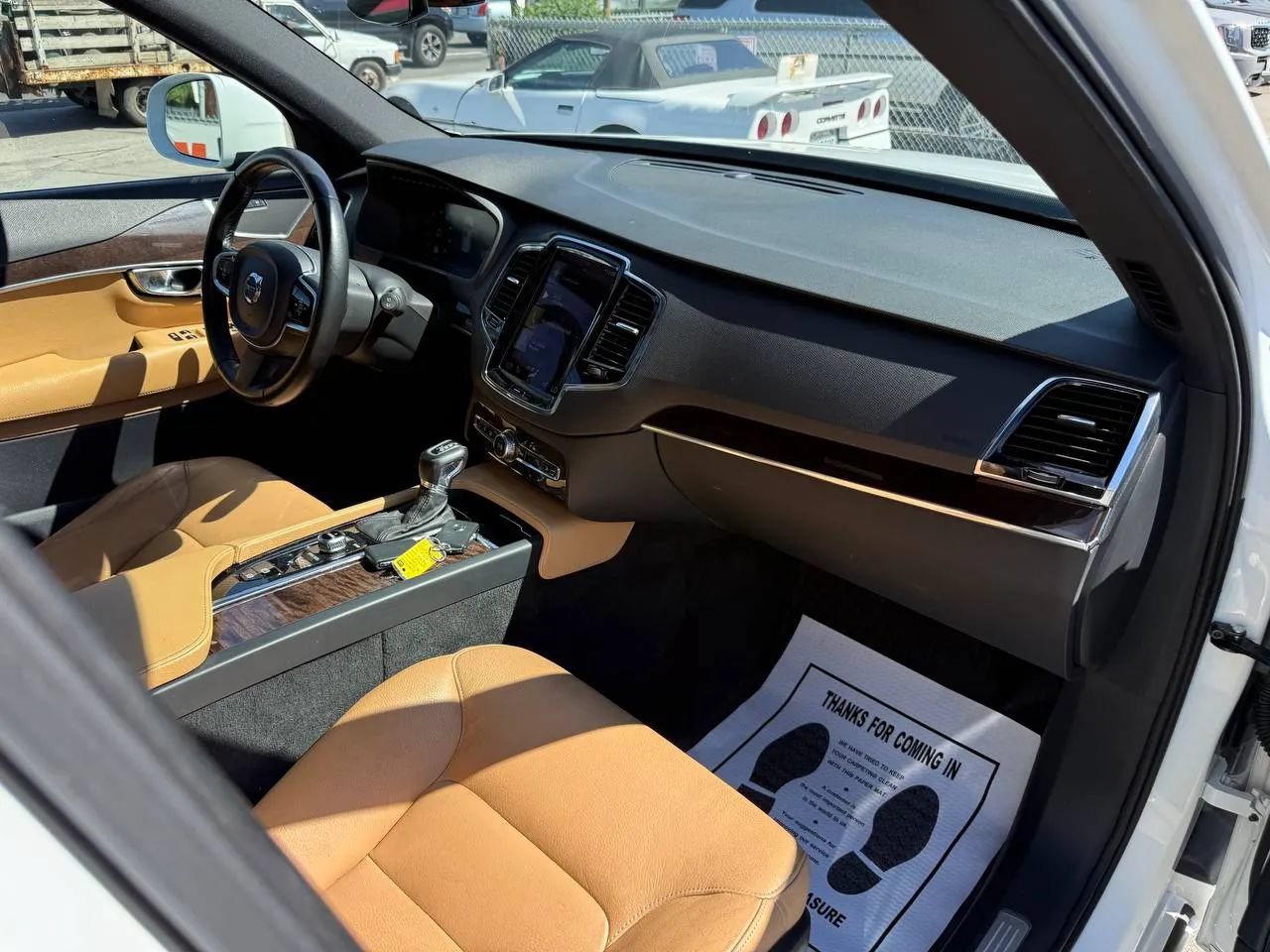 Used 2017 Volvo XC90 T6 Momentum w/ Vision Package AWD/4WD image 58