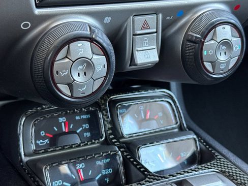Used 2014 Chevrolet Camaro SS RWD image 21