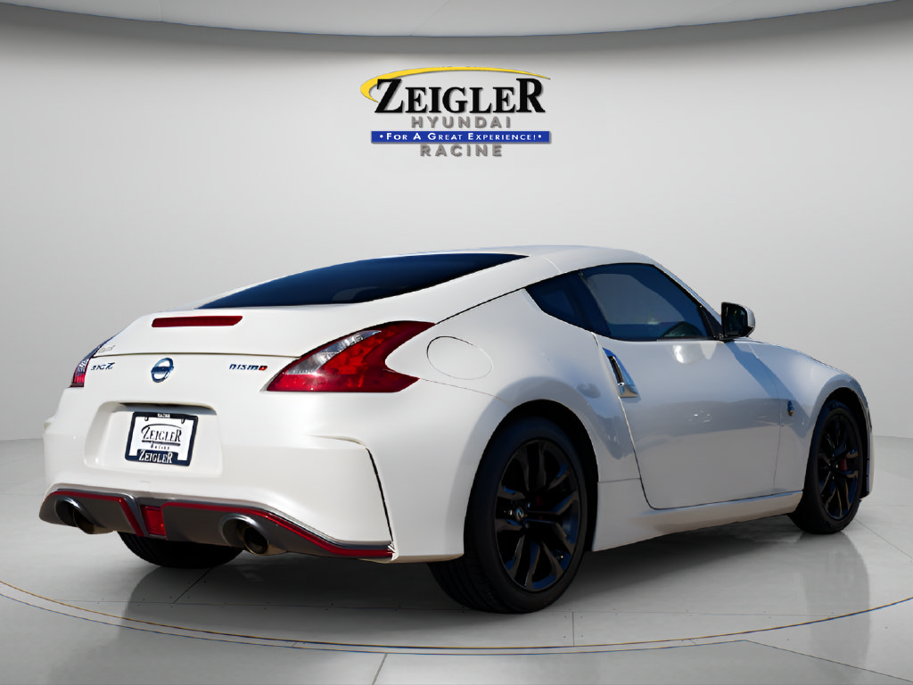 Used 2017 Nissan 370Z NISMO RWD image 7