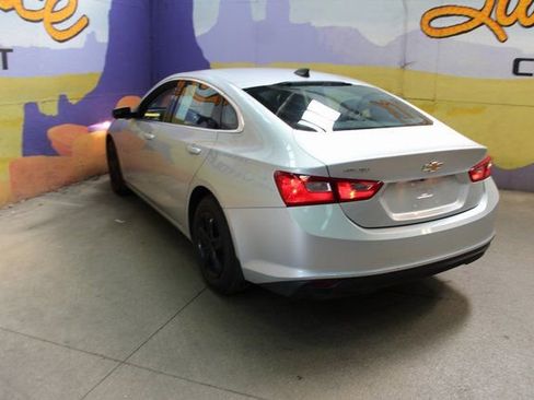Used 2020 Chevrolet Malibu LS image 5