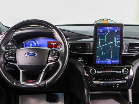 Used 2021 Ford Explorer ST w/ ST Street Pack image 17