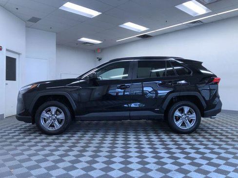 Certified 2025 Toyota RAV4 LE AWD/4WD image 11
