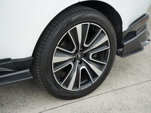 Used 2025 Land Rover Range Rover SE AWD/4WD image 4