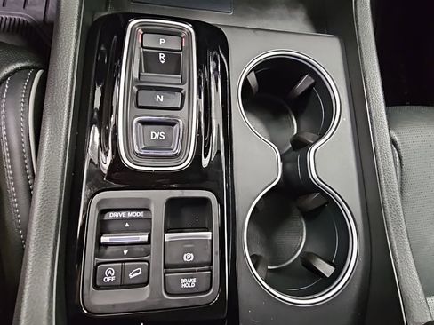 Used 2023 Honda Pilot Elite image 22