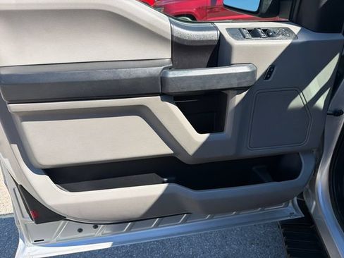 Used 2018 Ford F150 XL w/ Equipment Group 101A Mid AWD/4WD image 11
