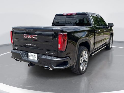 Used 2025 GMC Sierra 1500 Denali w/ Denali Reserve Package AWD/4WD image 8