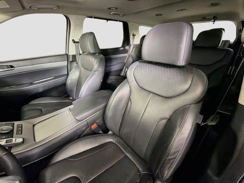 Used 2022 Hyundai Palisade SEL w/ 8P Bench Seat Package FWD image 14