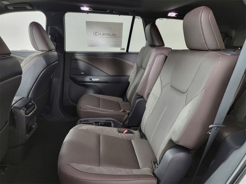 New 2026 Lexus TX 350 AWD image 17