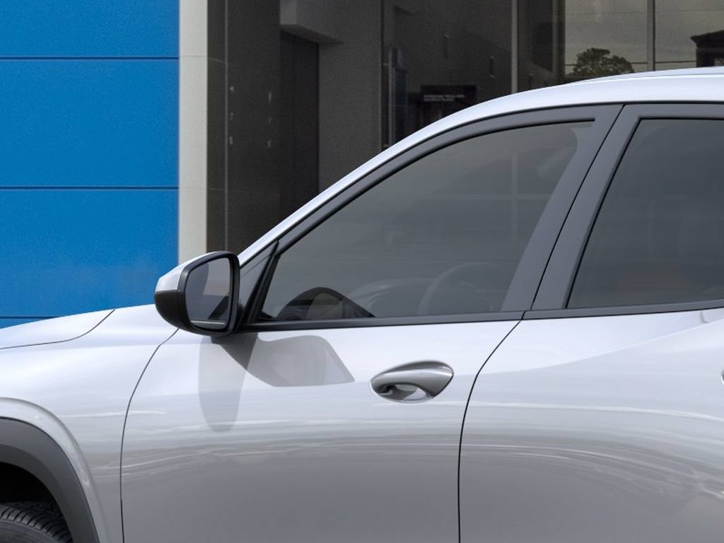 New 2026 Chevrolet Trax LS w/ LS Convenience Package FWD image 12