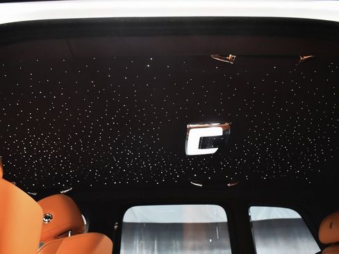 Used 2024 Rolls-Royce Cullinan image 65