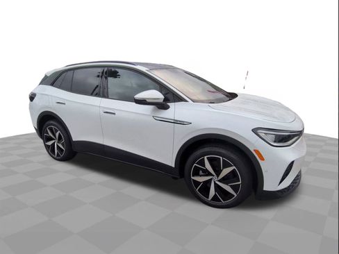 Used 2023 Volkswagen ID.4 Pro S image 2